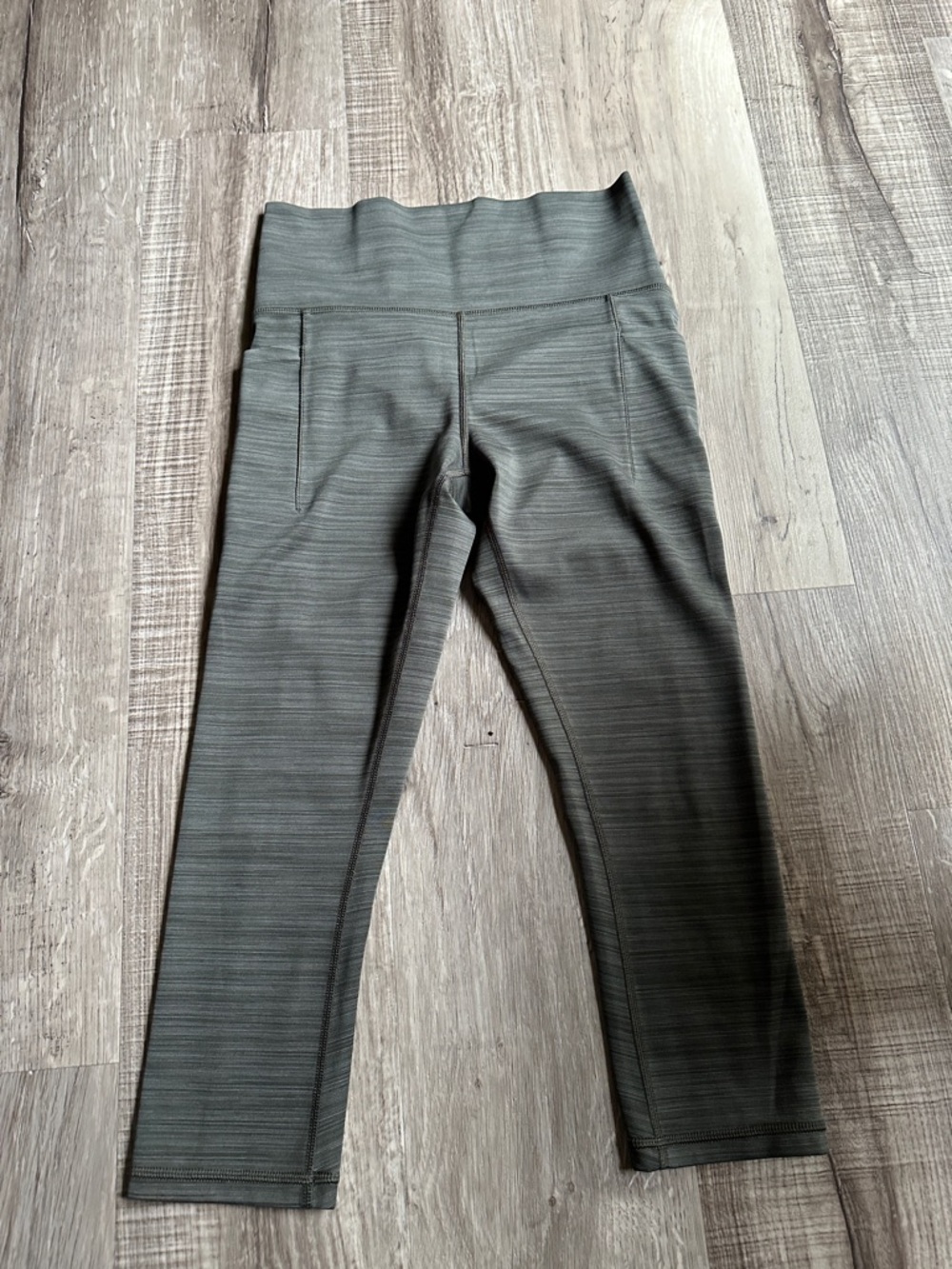 Women’s Athleta Green Striped Performance Leggings